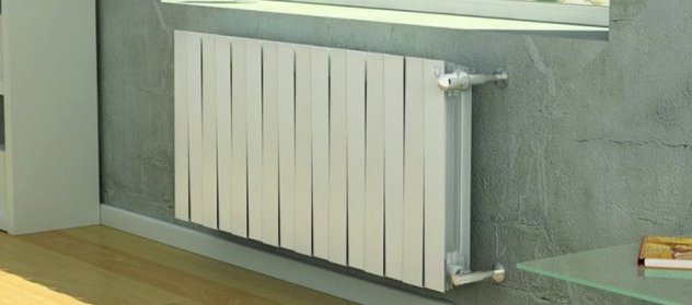 Фото работ по монтажу радиатора на стене